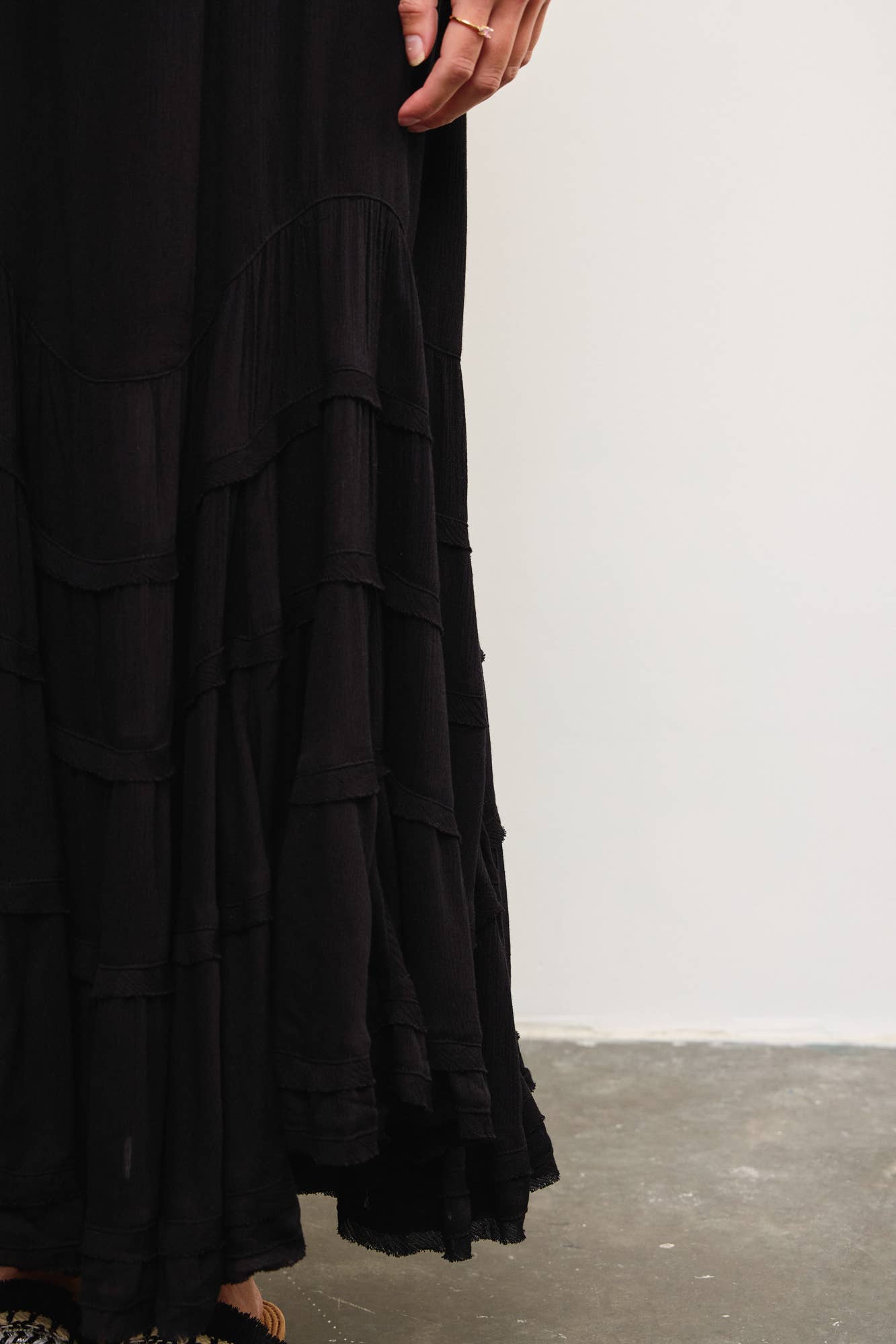 Tiered tie front wave skirt